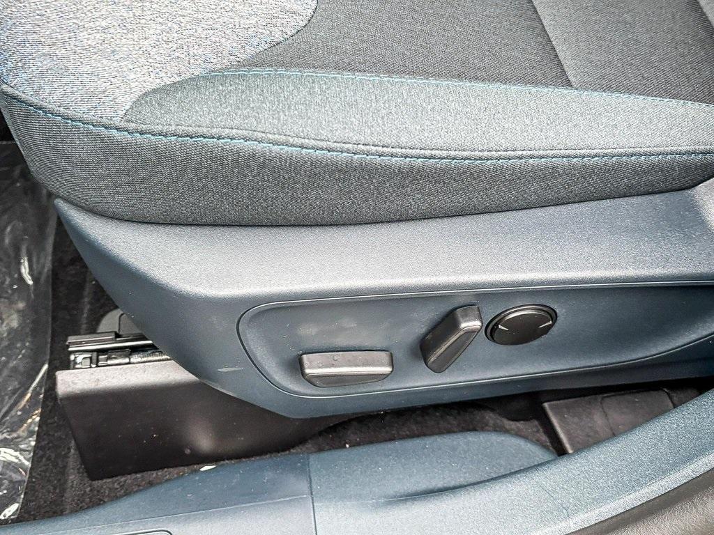 new 2025 Ford Maverick car, priced at $33,395