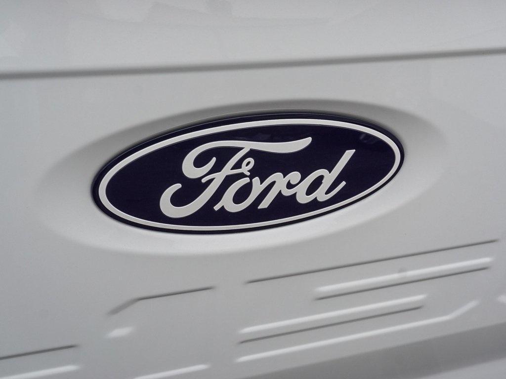 new 2025 Ford F-150 car, priced at $37,212