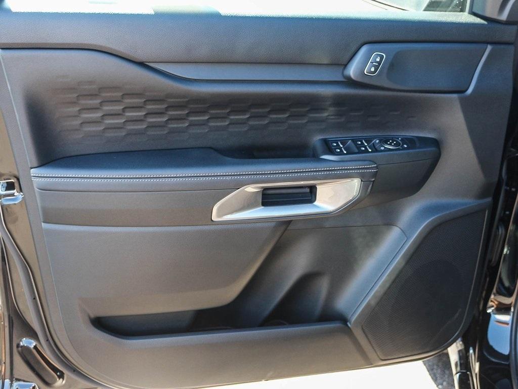 new 2025 Ford Ranger car, priced at $37,038