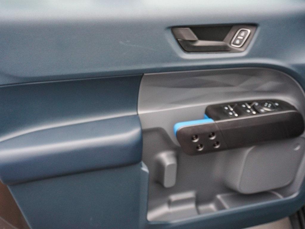 new 2025 Ford Maverick car, priced at $35,090
