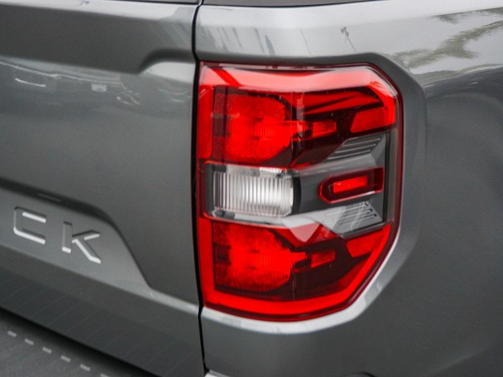 new 2025 Ford Maverick car, priced at $35,090