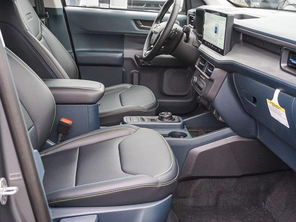 new 2025 Ford Maverick car, priced at $35,090