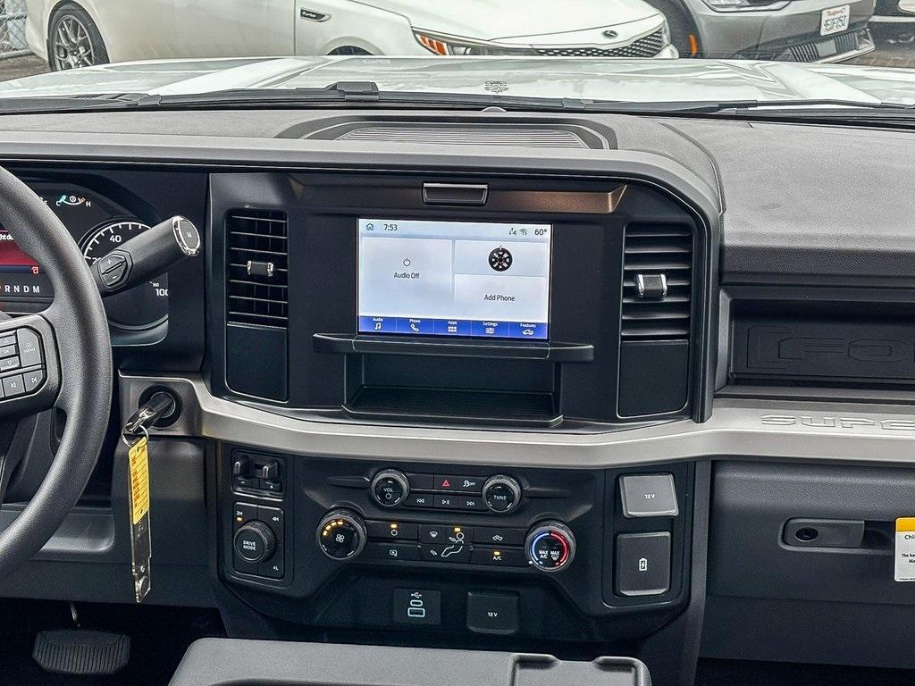 new 2025 Ford F-250 car, priced at $51,942