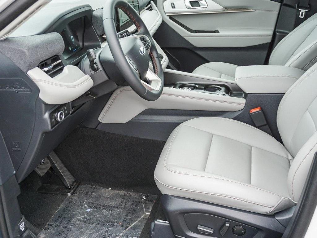 new 2025 Ford Explorer car, priced at $46,989