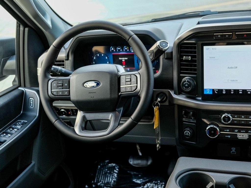 new 2024 Ford F-150 car, priced at $47,352