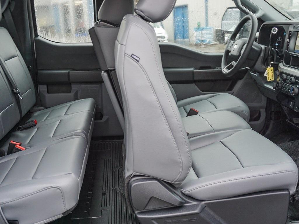 new 2024 Ford F-250 car, priced at $41,320