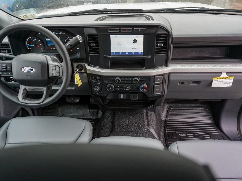 new 2024 Ford F-250 car, priced at $41,320
