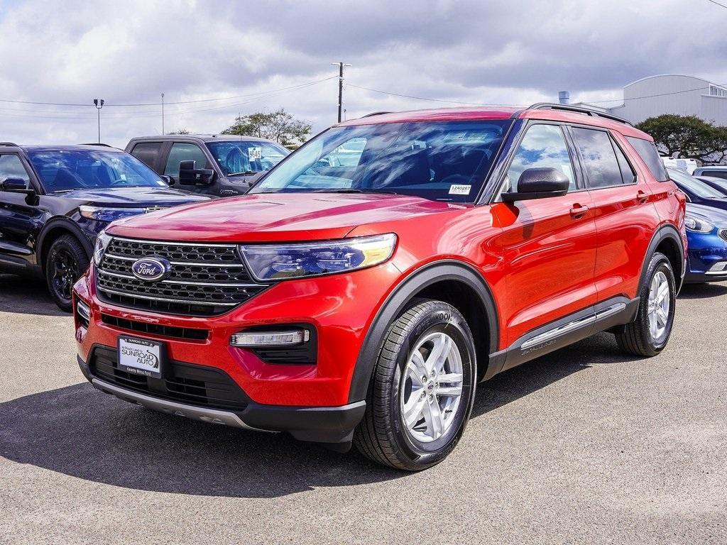 new 2024 Ford Explorer car, priced at $38,574