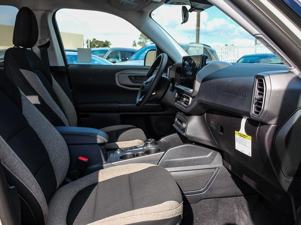 new 2025 Ford Bronco Sport car, priced at $31,354