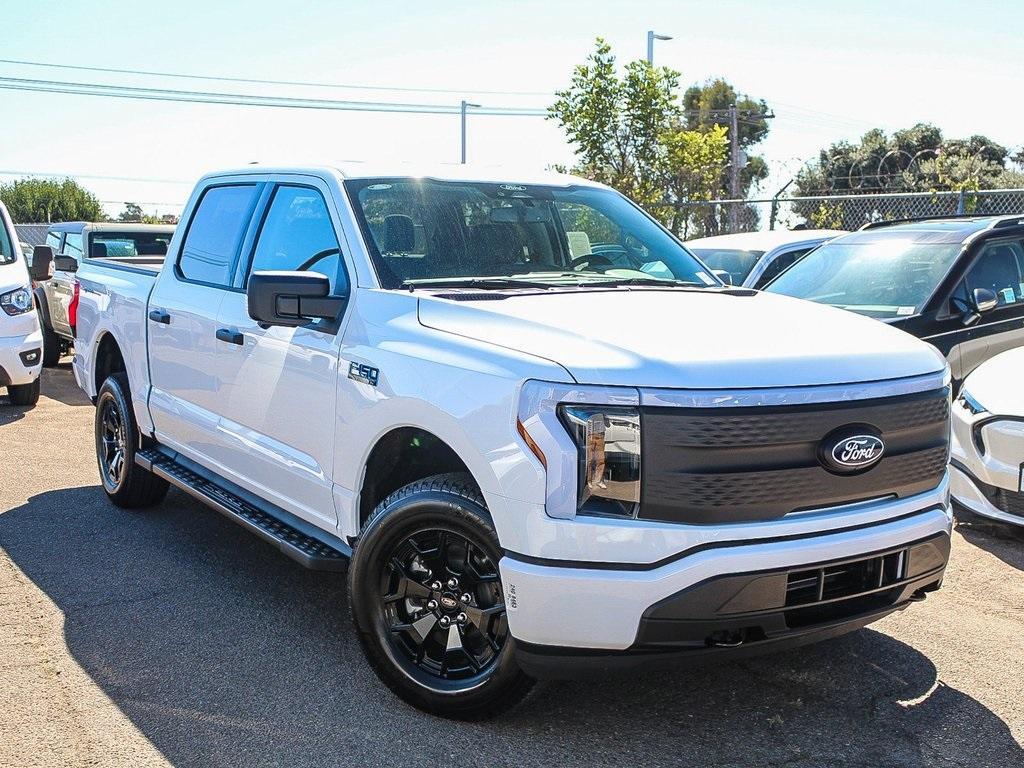 new 2025 Ford F-150 Lightning car, priced at $61,979