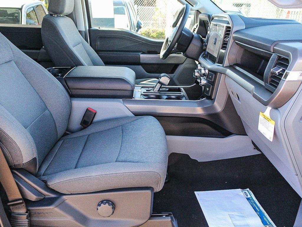 new 2025 Ford F-150 Lightning car, priced at $61,979