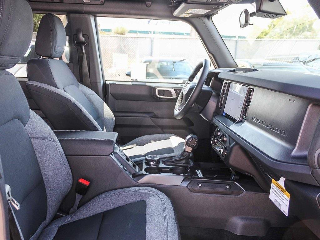 new 2025 Ford Bronco car, priced at $44,165
