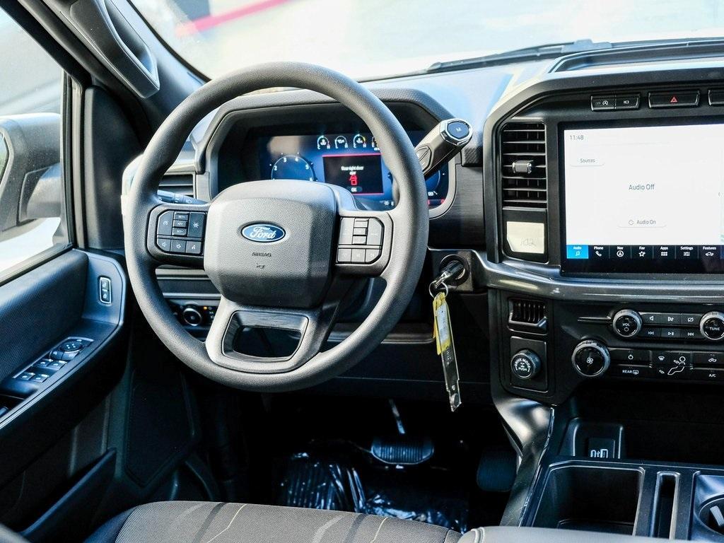 new 2024 Ford F-150 car, priced at $42,400