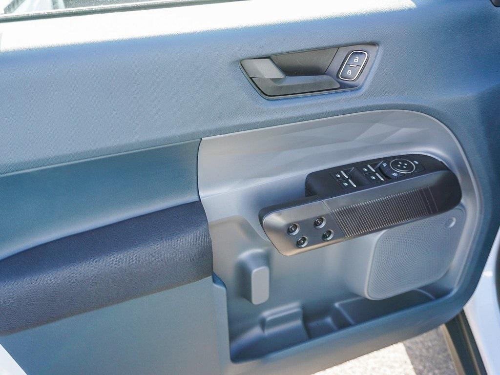 new 2025 Ford Maverick car, priced at $30,870