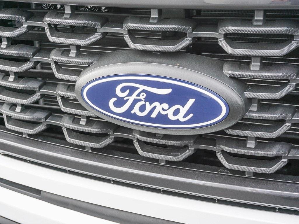 new 2025 Ford F-150 car, priced at $43,100