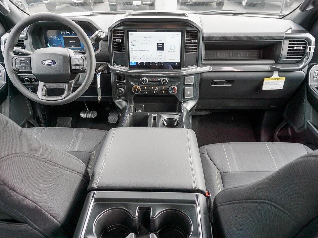 new 2025 Ford F-150 car, priced at $43,100
