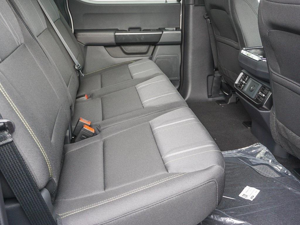 new 2025 Ford F-150 car, priced at $43,100