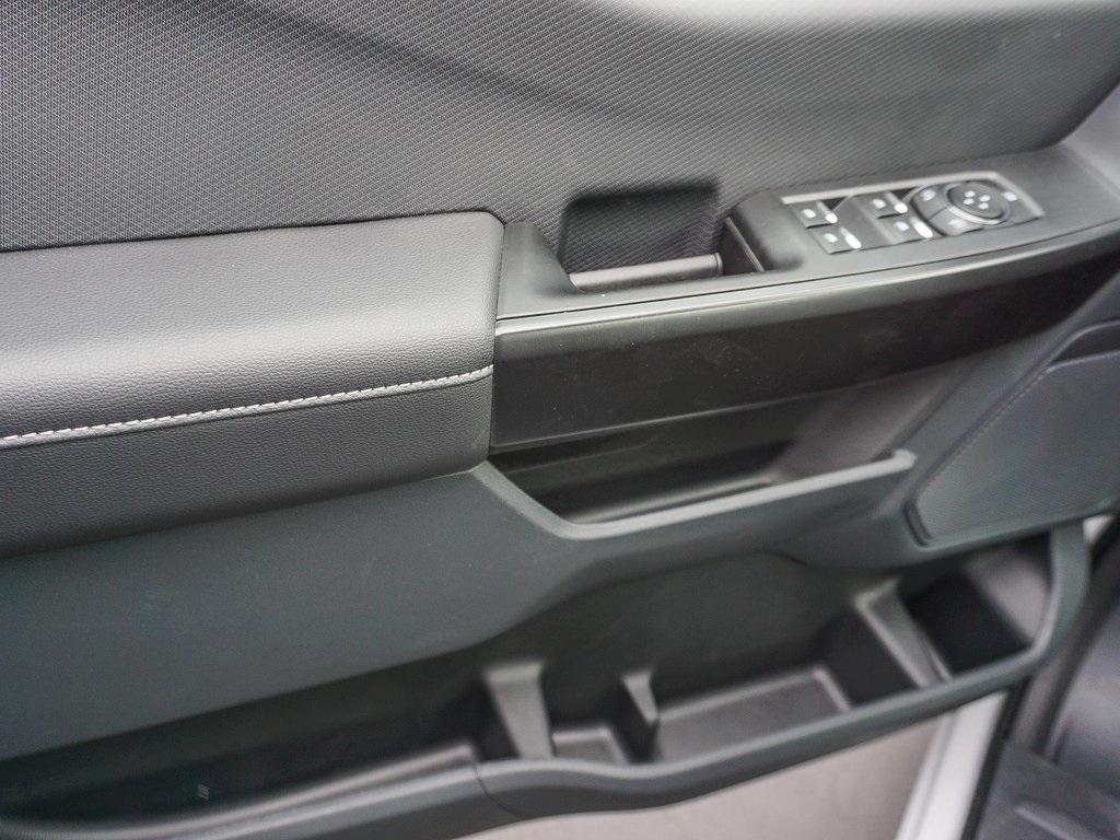 new 2025 Ford F-150 car, priced at $43,100