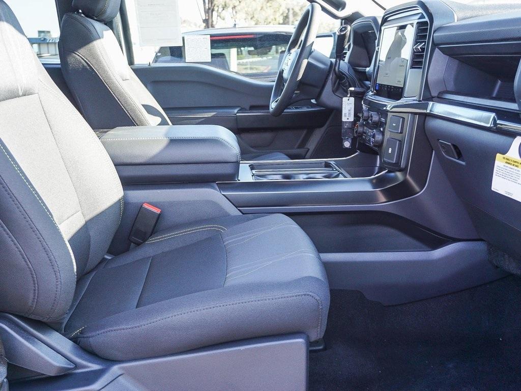 new 2025 Ford F-150 car, priced at $42,979