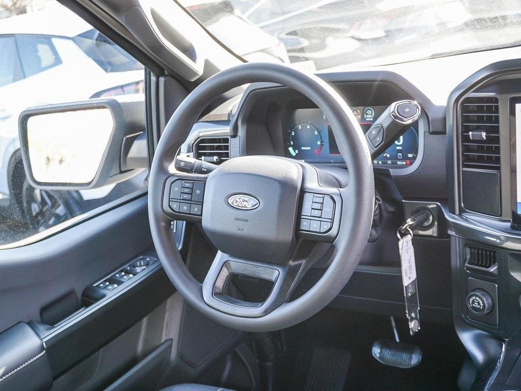 new 2025 Ford F-150 car, priced at $42,979