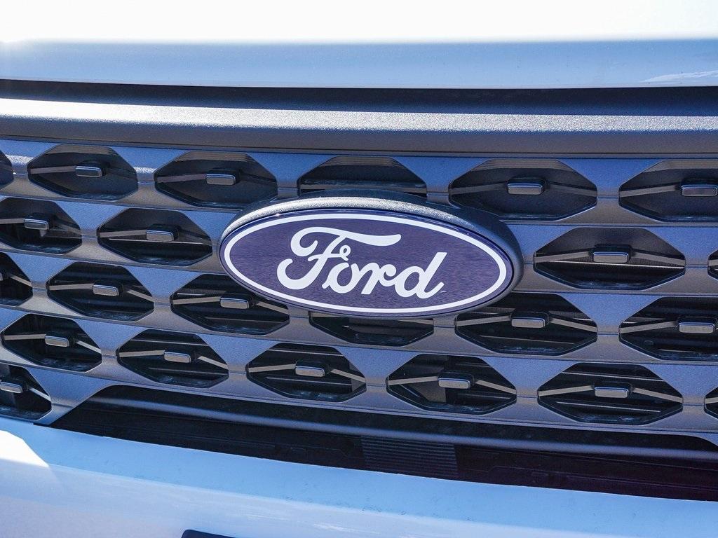new 2025 Ford Maverick car, priced at $27,424