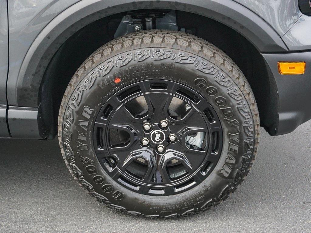 new 2025 Ford Bronco Sport car, priced at $43,676