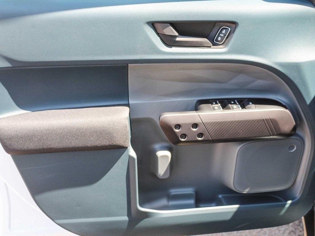 new 2025 Ford Maverick car, priced at $27,965