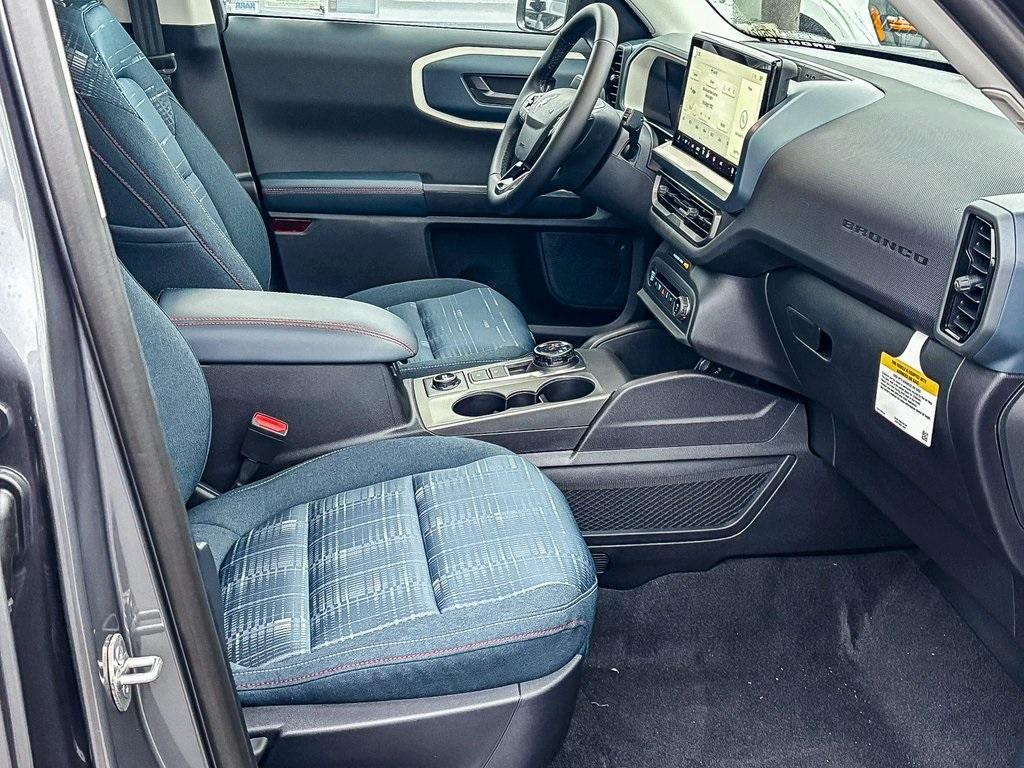 new 2025 Ford Bronco Sport car, priced at $35,654