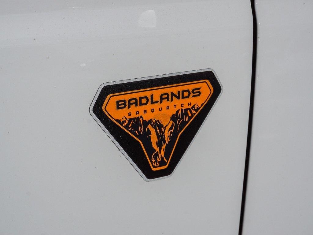 new 2025 Ford Bronco car, priced at $61,726