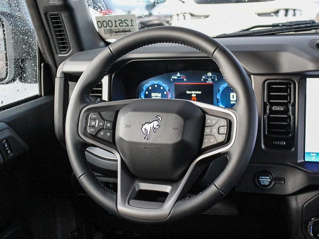 new 2025 Ford Bronco car, priced at $47,279
