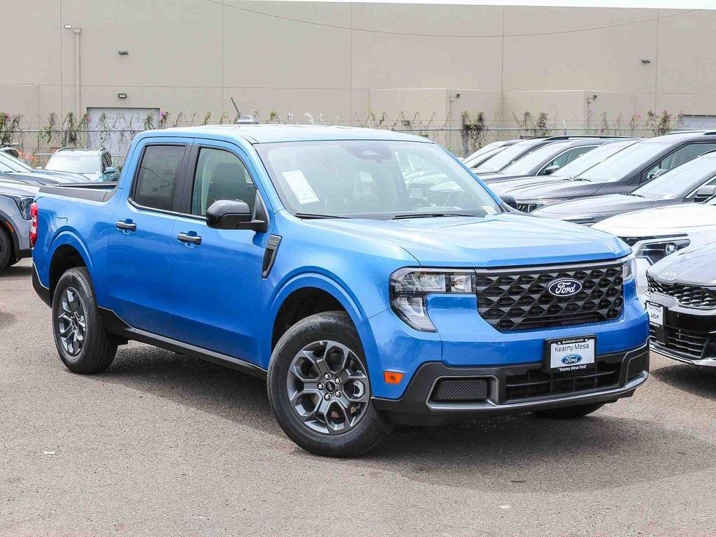 new 2025 Ford Maverick car, priced at $34,230