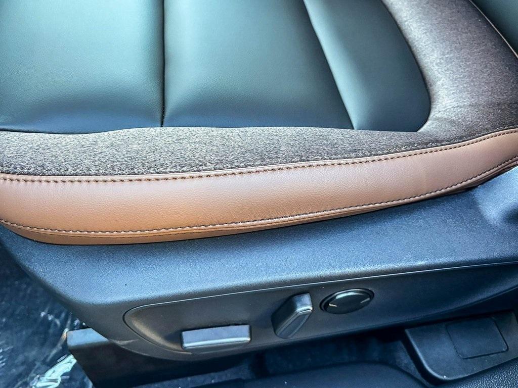 new 2025 Ford Bronco Sport car, priced at $37,378