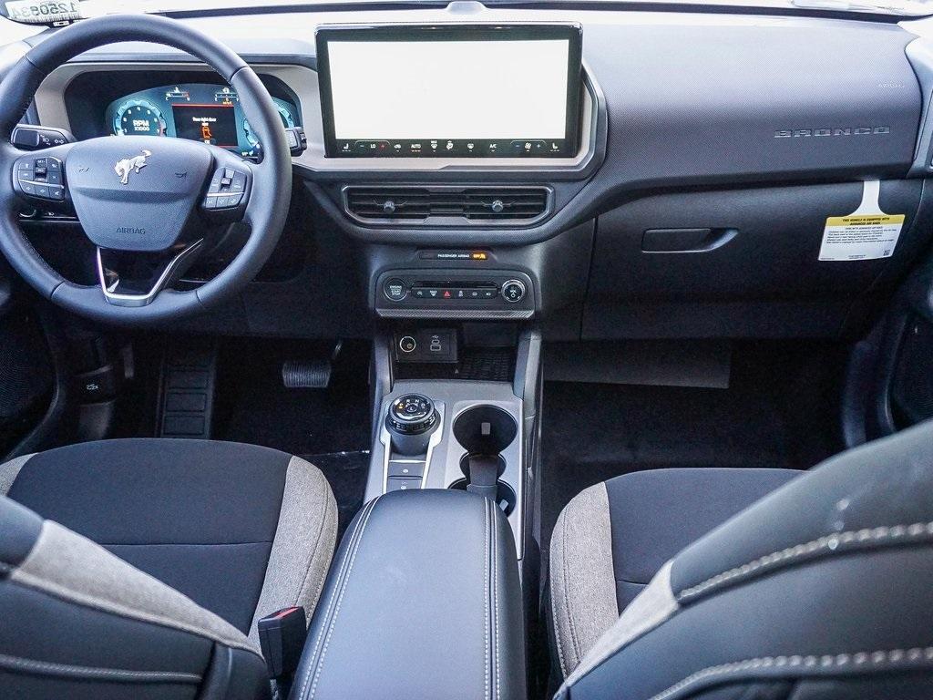 new 2025 Ford Bronco Sport car, priced at $35,782