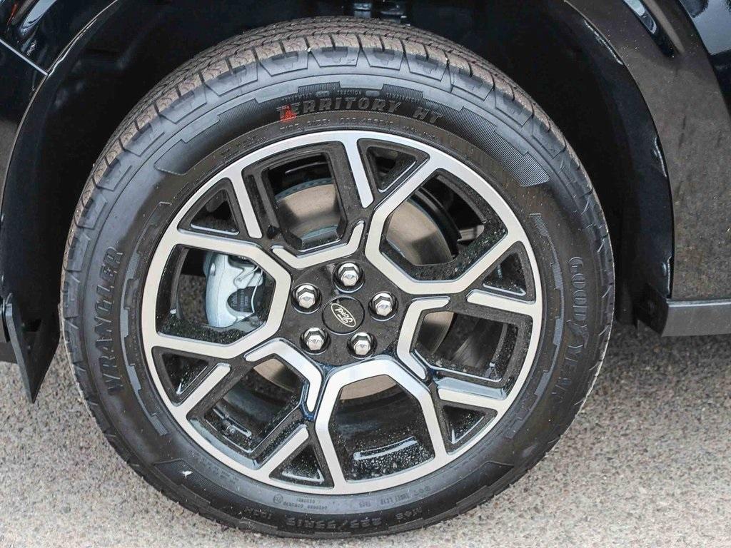 new 2025 Ford Maverick car, priced at $36,780