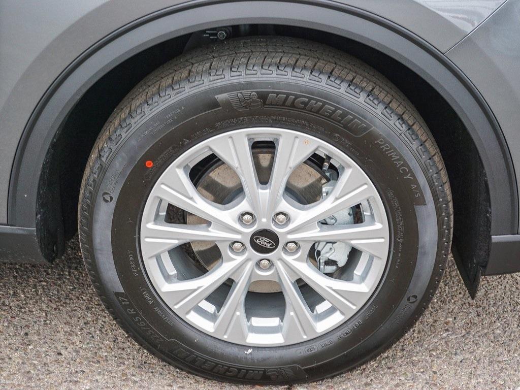 new 2025 Ford Escape car, priced at $28,853