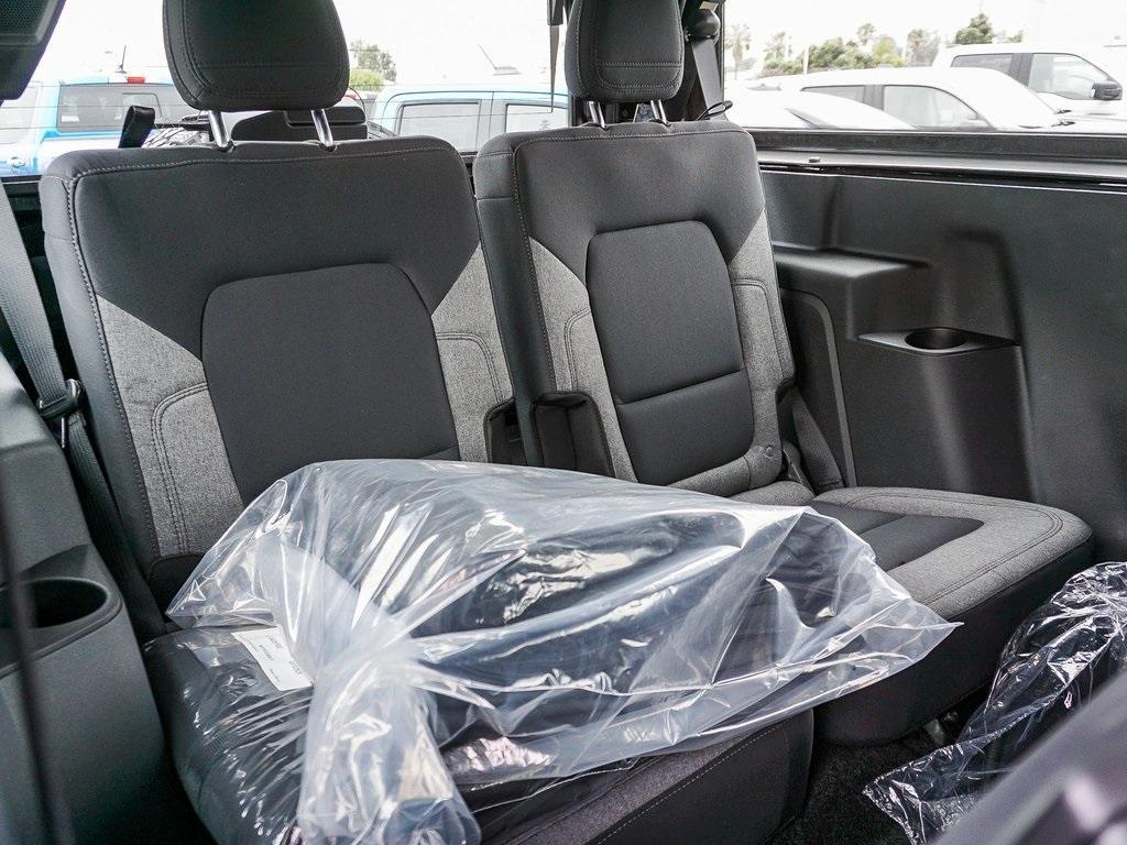 new 2025 Ford Bronco car, priced at $46,537