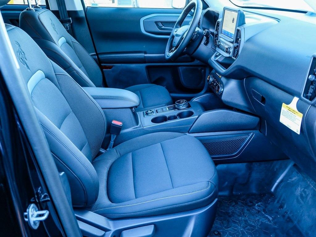 new 2024 Ford Bronco Sport car, priced at $37,784