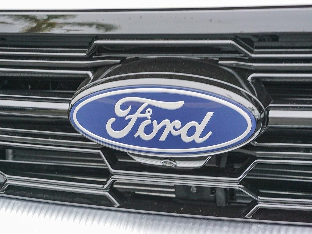 new 2025 Ford Expedition car, priced at $91,190