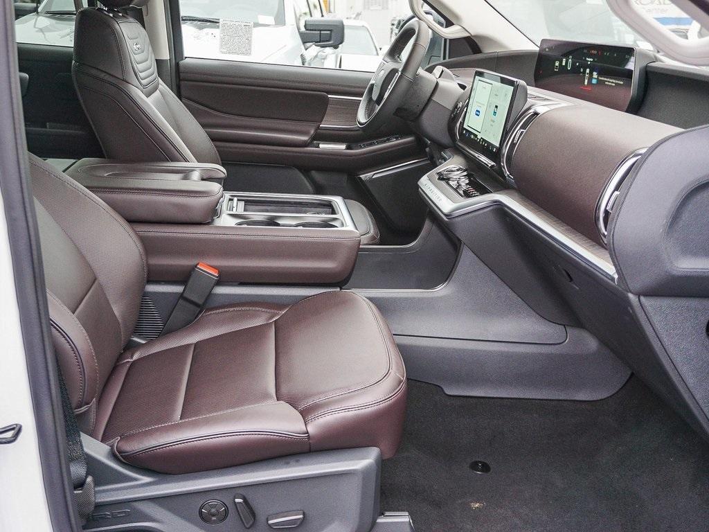 new 2025 Ford Expedition car, priced at $91,190