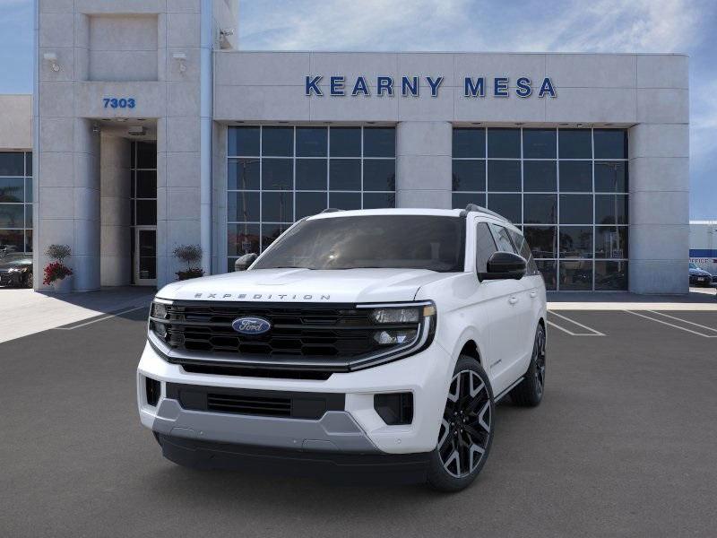 new 2025 Ford Expedition car, priced at $91,190