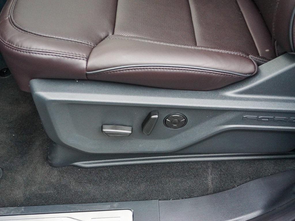 new 2025 Ford Expedition car, priced at $91,190