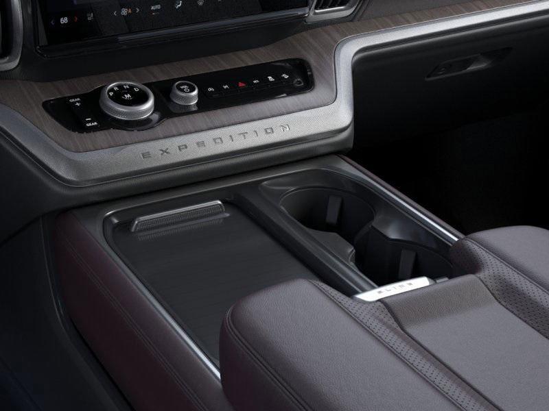 new 2025 Ford Expedition car, priced at $91,190