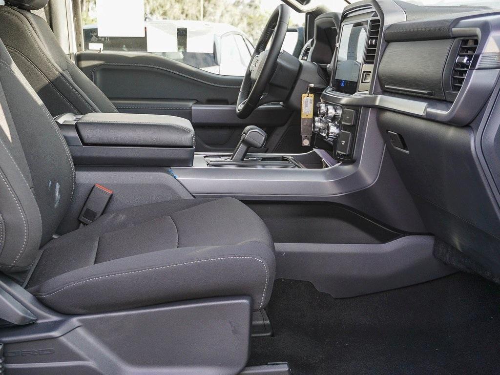new 2025 Ford F-150 car, priced at $55,432
