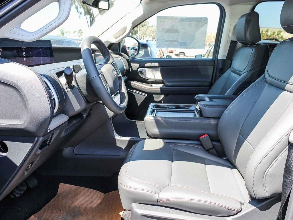 new 2025 Ford Expedition car, priced at $68,730