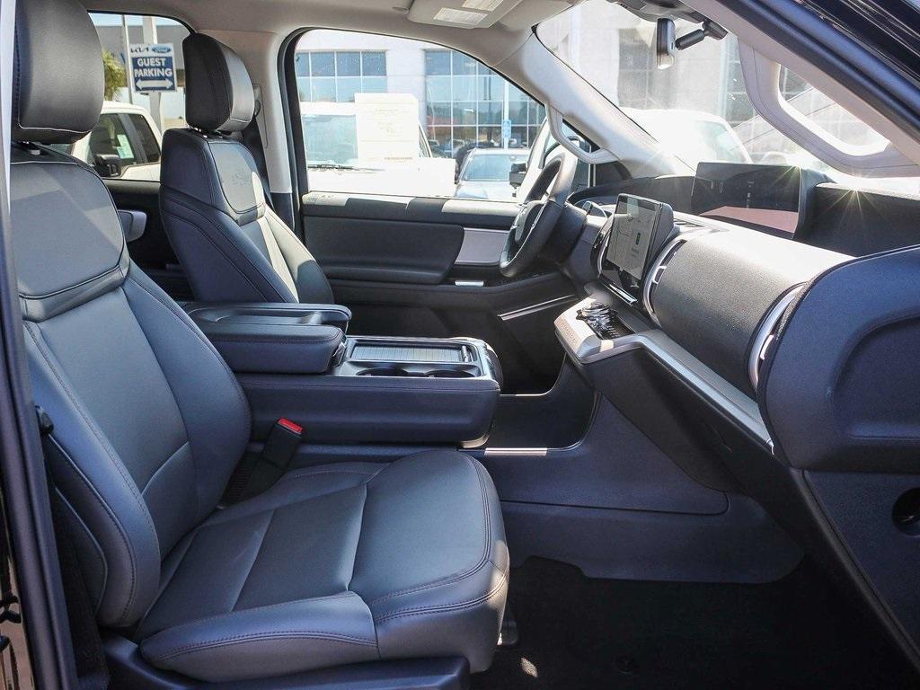 new 2025 Ford Expedition car, priced at $68,730