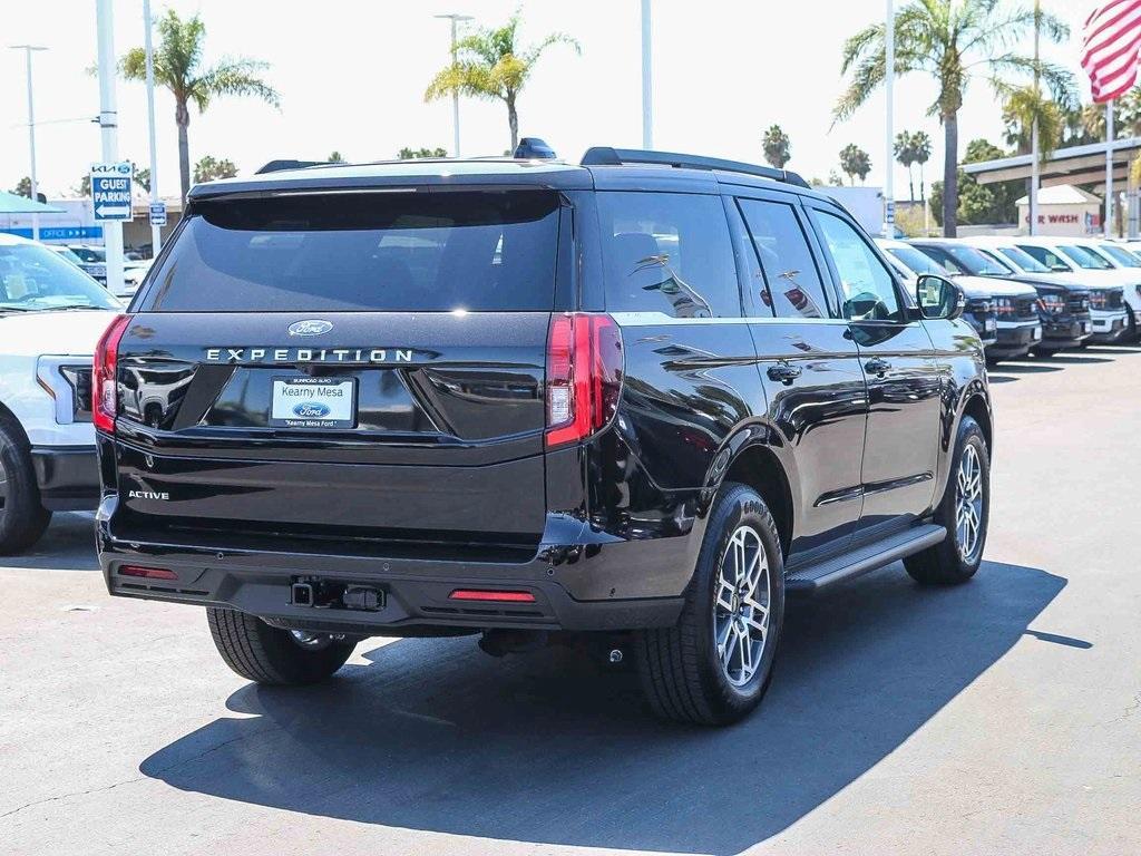 new 2025 Ford Expedition car, priced at $68,730