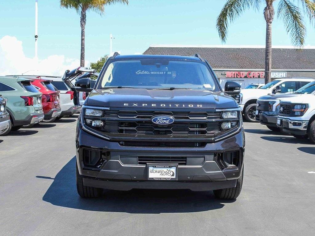 new 2025 Ford Expedition car, priced at $68,730