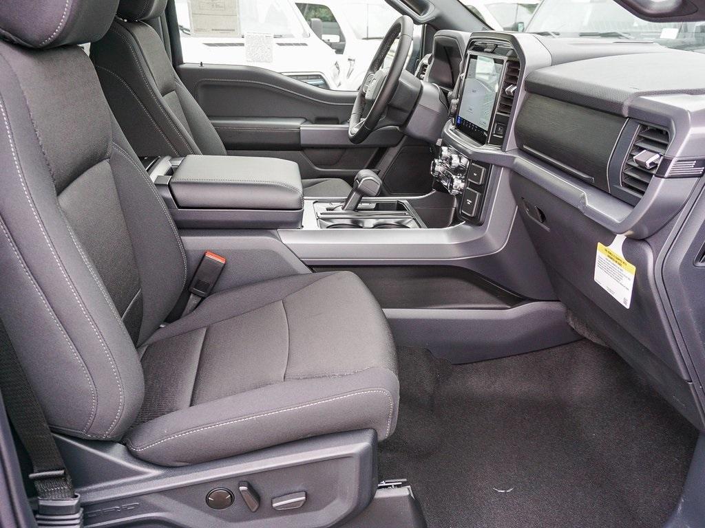 new 2025 Ford F-150 car, priced at $53,828