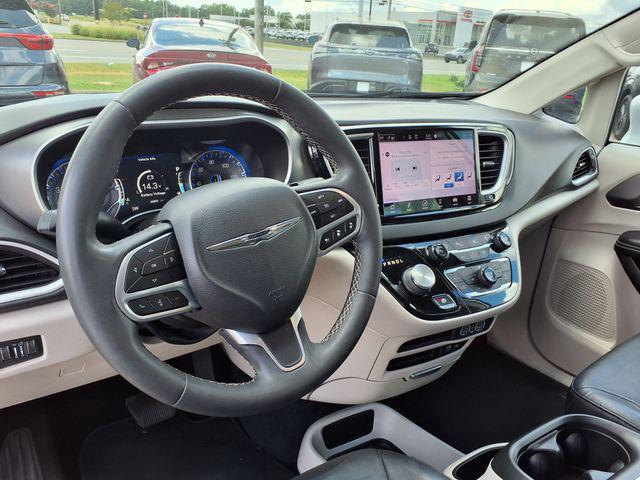 used 2022 Chrysler Pacifica car, priced at $21,852