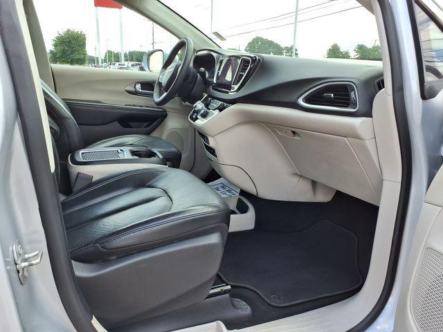 used 2022 Chrysler Pacifica car, priced at $21,852